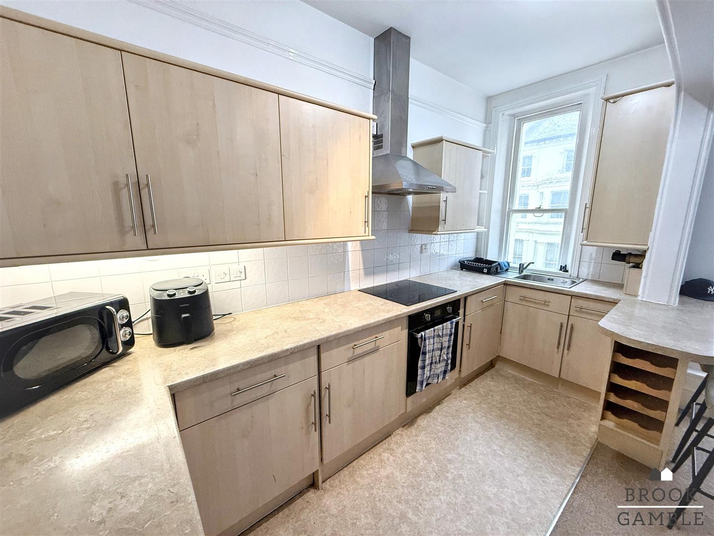 2 Bedroom Apartment. Lascelles Mansions 8-10 in Eastbourne,  3